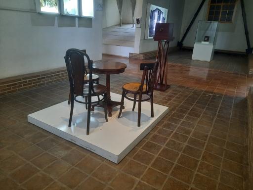 باغ موزه زندان قصر