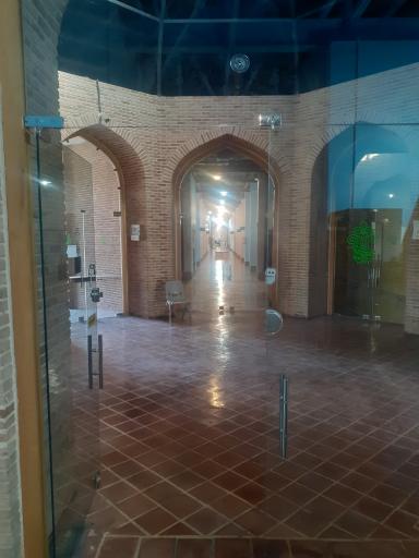 عکس باغ موزه زندان قصر