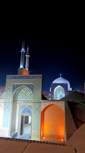 عکس کافه رستوران کاریزما