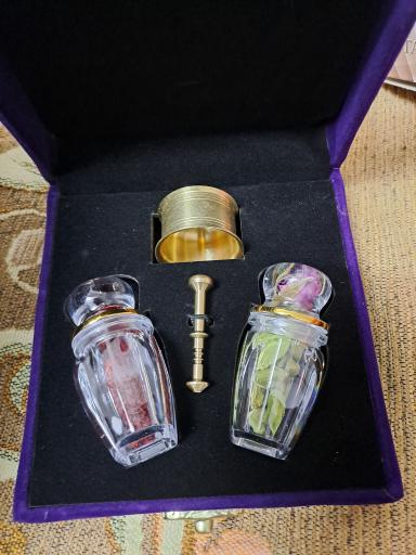 عکس زعفران توکلی