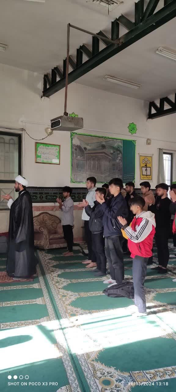 عکس هنرستان شهدای پارسا