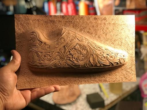 عکس کارگاه چرم دوزی فتحی