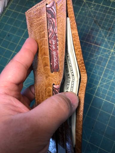 عکس کارگاه چرم دوزی فتحی