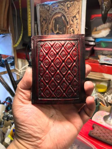 عکس کارگاه چرم دوزی فتحی