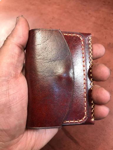 عکس کارگاه چرم دوزی فتحی