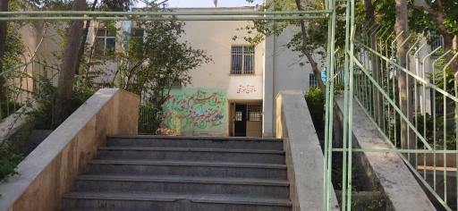 ساختمان آموزشی هنرستان هفتم تیر