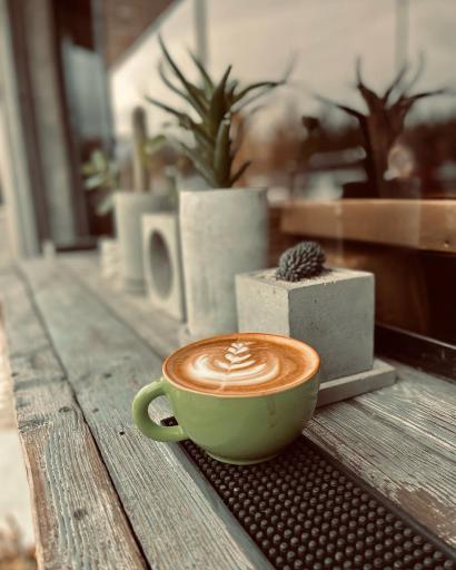 عکس کافه اُم پلاس