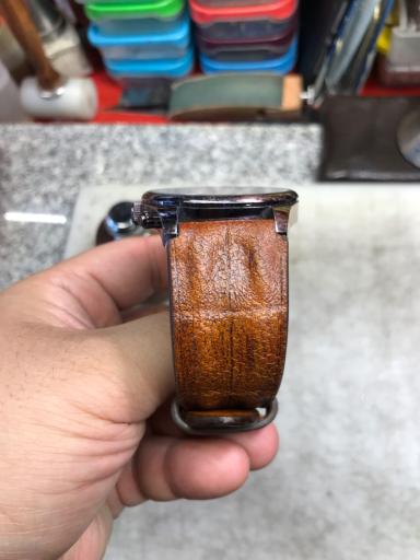 عکس کارگاه چرم دوزی فتحی