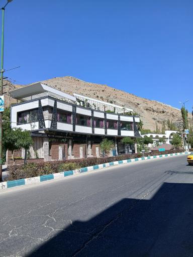 عکس كافه رستوران شبديز