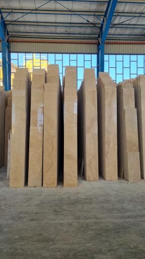 عکس سنگبری فروردین