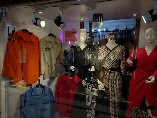 عکس گالری لباس مجلسی پویا