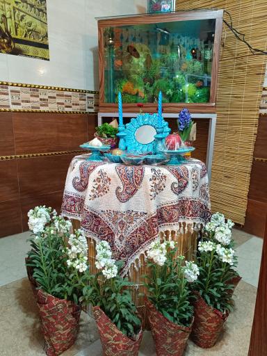 عکس رستوران و سفره خانه سنتی دلنشین