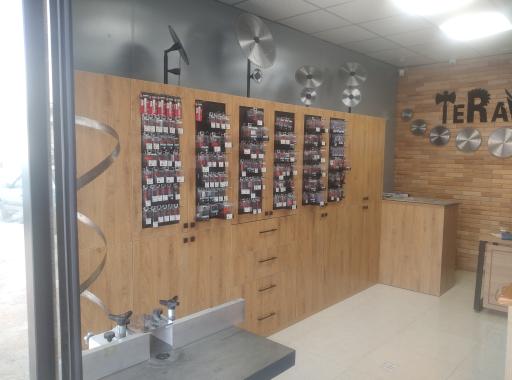 عکس فروشگاه شاطری