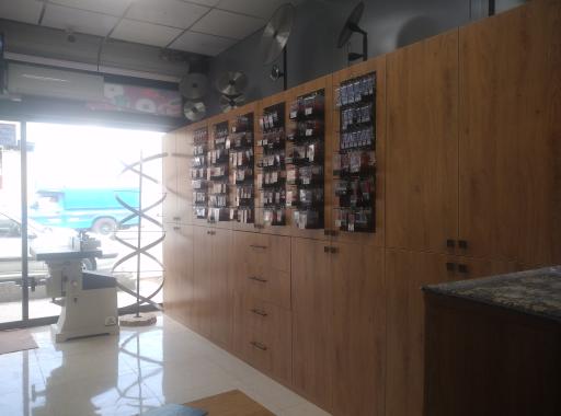 عکس فروشگاه شاطری