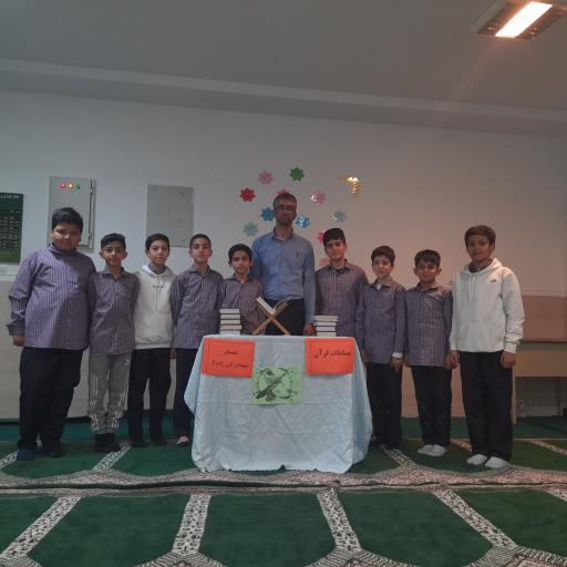 عکس دبستان دخترانه پسرانه شهیدان تقی زاده