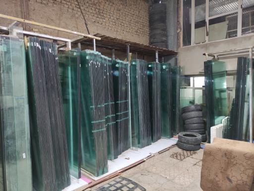 عکس شیشه ایمنی مظفری