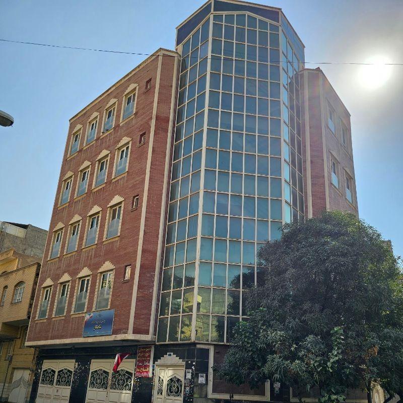 عکس دبیرستان غیردولتی پسرانه شاهکار