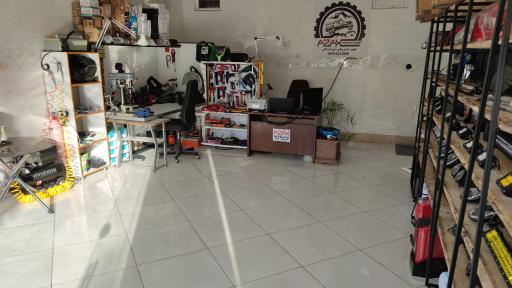 عکس تجهیز و لوازم تخصصی آزاکس آفرود