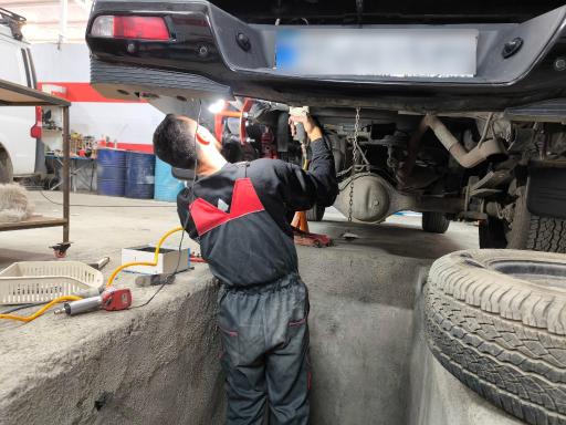 عکس تجهیز و لوازم تخصصی آزاکس آفرود