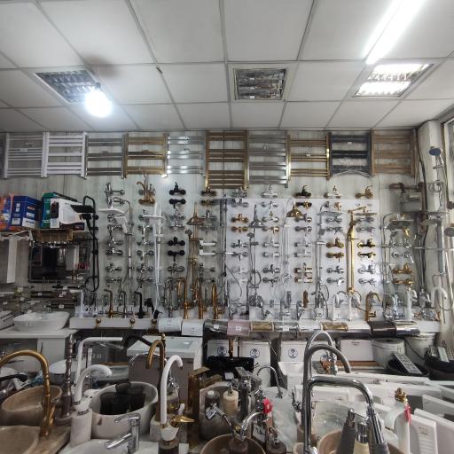 عکس فروشگاه الماس