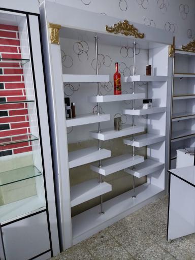 عکس تولیدی تجهیزات فروشگاهی جمشیدی