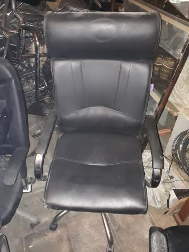 تعمیرات صندلی اداری سخا گستر پویا