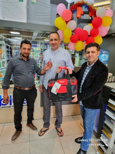 عکس فروشگاه تجهیزات آشپزخانه و کابینت مجید