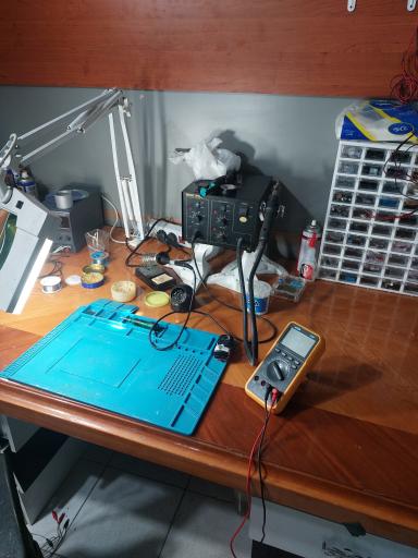 عکس دفتر تعمیرات نواهنگ تعمیر انواع اسپیکر و امپیلی فایر