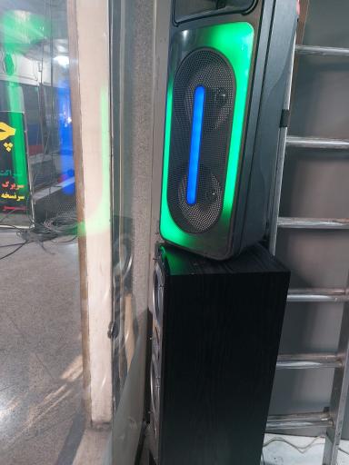 عکس دفتر تعمیرات نواهنگ تعمیر انواع اسپیکر و امپیلی فایر