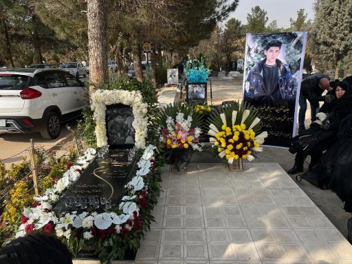 عکس آرامگاه امیرعلی فیروزی پاریزی