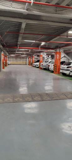 عکس پارکینگ طبقاتی طالقانی اهواز 