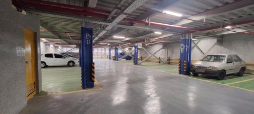 عکس پارکینگ طبقاتی طالقانی اهواز 