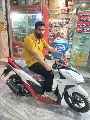 عکس سوپرمارکت طاها