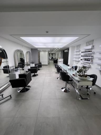 عکس سالن زیبایی فانوس اقبالی