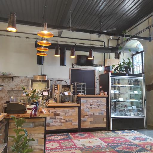 عکس کافه الینو