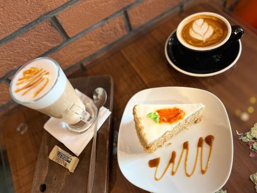 عکس کافه باراد