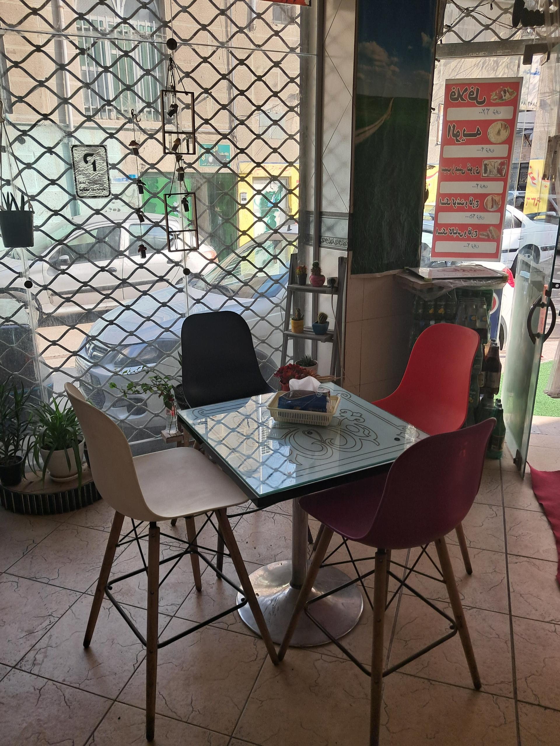 عکس فست فود طاق بستان 