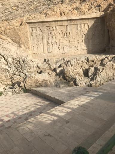 عکس سنگ نگاره فتحعلی شاه شهرری