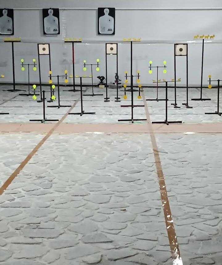 عکس باشگاه تیراندازی آلفا