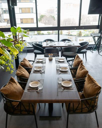 عکس شرکت مکث (میز و صندلی تالار و رستوران)