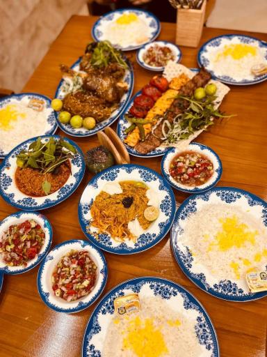 عکس رستوران غزل