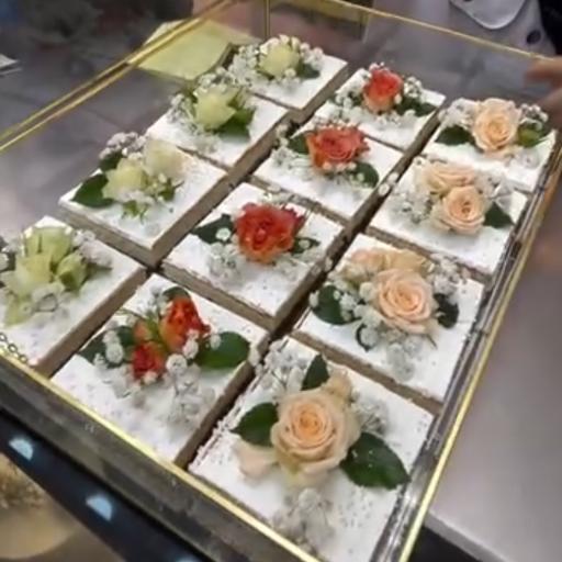 عکس نان شیرینی خانه کیک