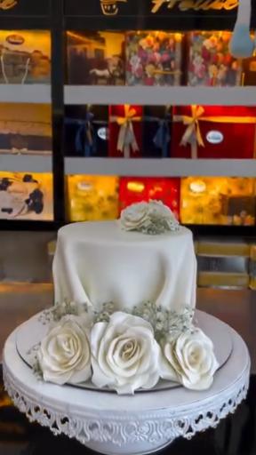 عکس نان شیرینی خانه کیک