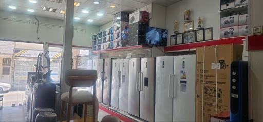 عکس فروشگاه لوازم خانگی دی