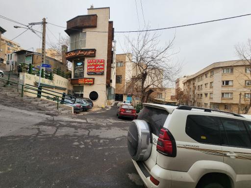 عکس مکانیکی و تعویض روغن آسیا خودرو