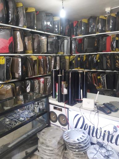 عکس تزئینات و اسپرتی خودرو بلک اسپرت