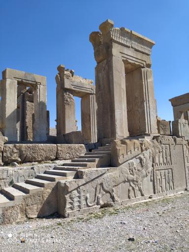 عکس کاخ آپادانا