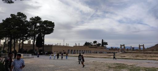 عکس کاخ آپادانا