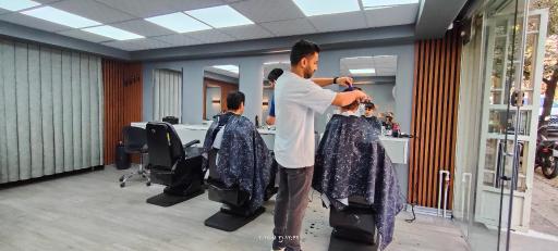 عکس آرایشگاه مردانه ساقدوش