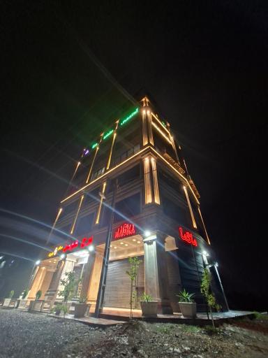 عکس برج هومن